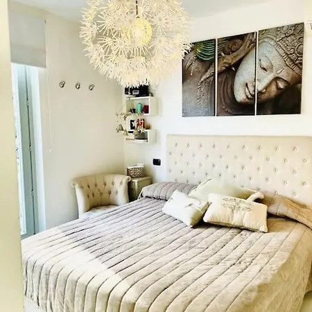 Holiday home Penthouse De Charme *